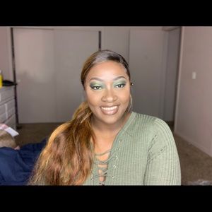 Meet your Posher, Eboni